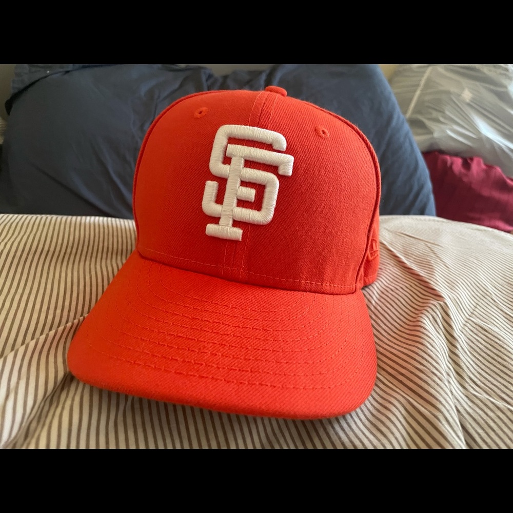 Exclusive SF GIANTS NEW ERA FITTED 7 1/8